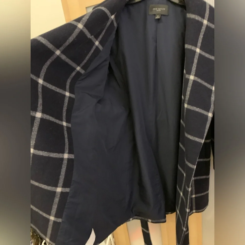 Ann Taylor wool blend windowpane coat Size MP - Picture 12 of 16